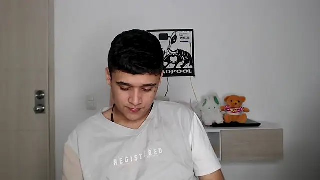 Snapshot of kaiine190 chatting on November 18, 7:55 am kaiine190 online show from November 18, 7:55 am