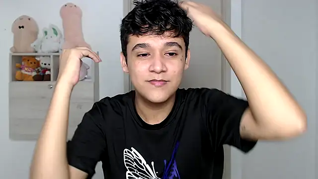 Snapshot of kaiine190 chatting on December 22, 9:31 am kaiine190 online show from December 22, 9:31 am