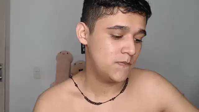 Snapshot of kaiine190 chatting on November 22, 8:13 am kaiine190 online show from November 22, 8:13 am