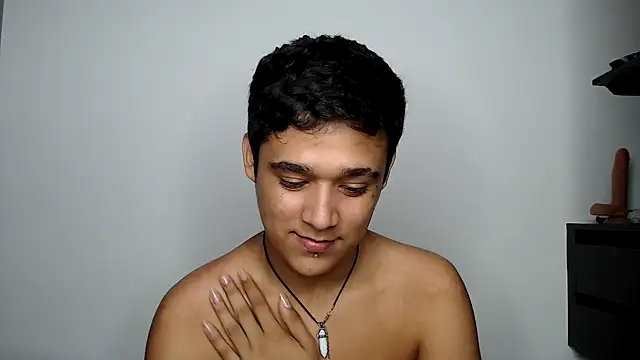 kaiine190 online show from April 19, 6:58 am