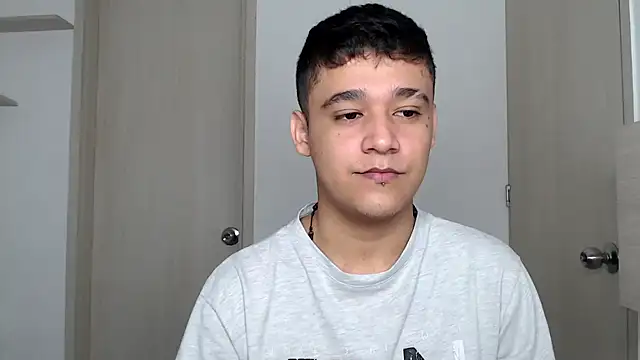 kaiine190 online show from March 7, 10:54 am