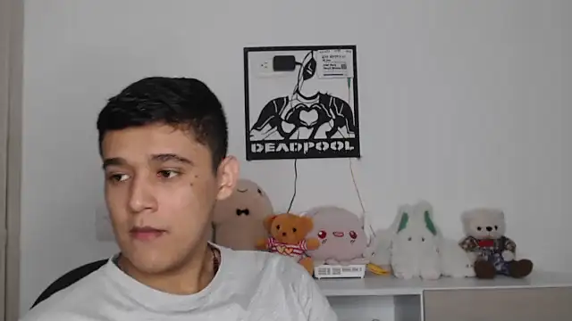 Snapshot of kaiine190 chatting on November 23, 5:28 am kaiine190 online show from November 23, 5:28 am