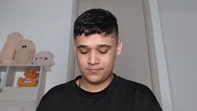 Snapshot of kaiine190 chatting on November 5, 7:11 am kaiine190 online show from November 5, 7:11 am