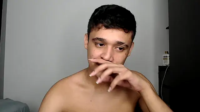 kaiine190 online show from March 15, 7:59 am