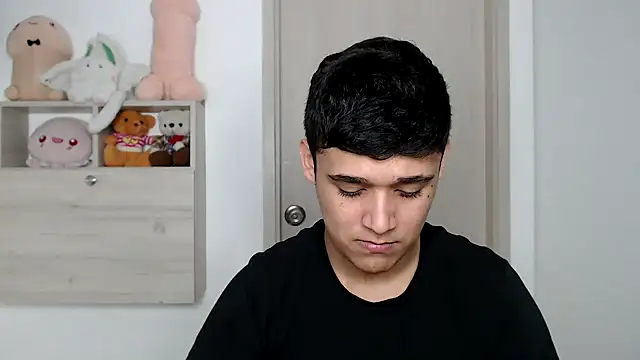 Snapshot of kaiine190 chatting on November 26, 7:14 pm kaiine190 online show from November 26, 7:14 pm