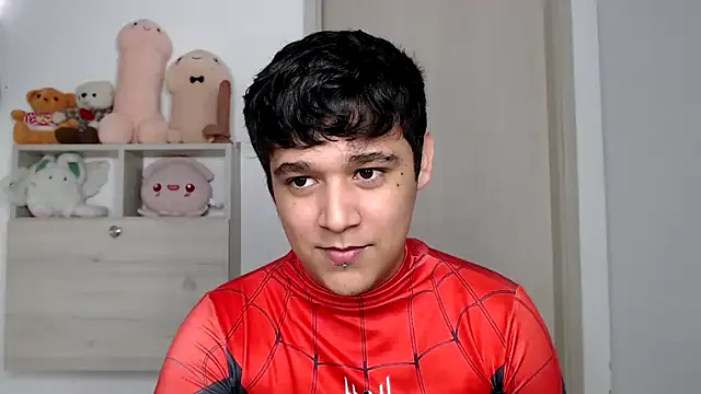 Snapshot of kaiine190 chatting on October 31, 7:32 pm kaiine190 online show from October 31, 7:32 pm