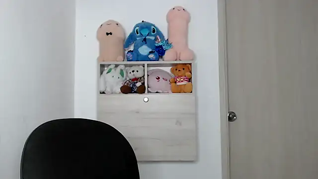 Snapshot of kaiine190 chatting on February 12, 9:31 am kaiine190 online show from February 12, 9:31 am