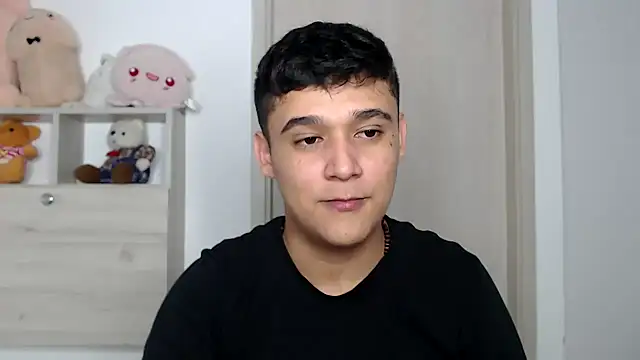 Snapshot of kaiine190 chatting on November 14, 10:02 pm kaiine190 online show from November 14, 10:02 pm