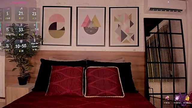 LunaRuso online show from November 11, 7:52 pm