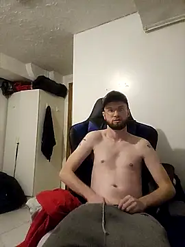 Snapshot of Talenjames4 chatting on October 29, 4:39 pm Talenjames4 online show from October 29, 4:39 pm