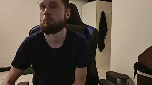 Talenjames4 online show from December 5, 1:49 am