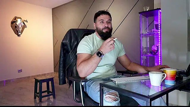 mattmasterss online show from March 11, 8:52 am