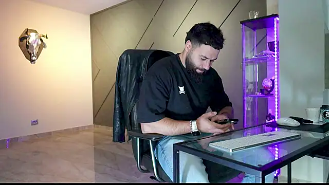 mattmasterss online show from March 12, 9:55 am