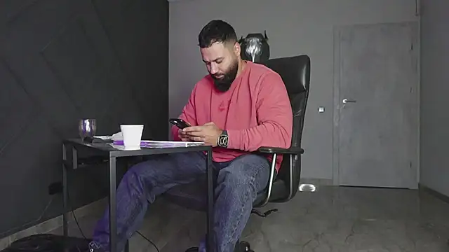 mattmasterss online show from October 30, 9:33 pm