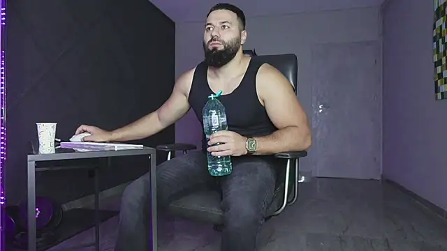 mattmasterss online show from November 15, 9:46 am