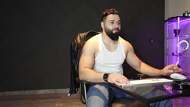 mattmasterss online show from April 3, 12:50 am