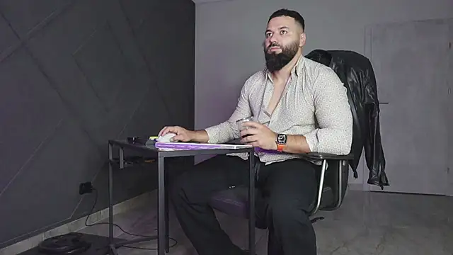 mattmasterss online show from November 8, 4:16 am