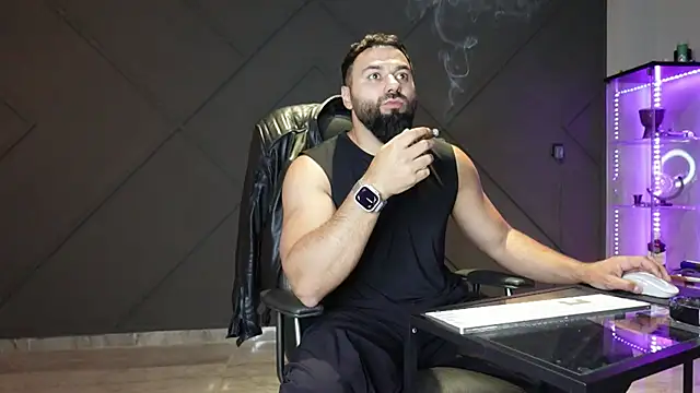mattmasterss online show from May 15, 9:02 pm