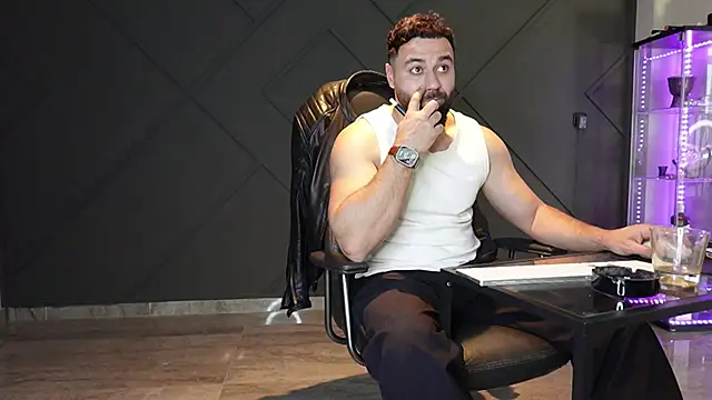 mattmasterss online show from April 7, 1:13 pm