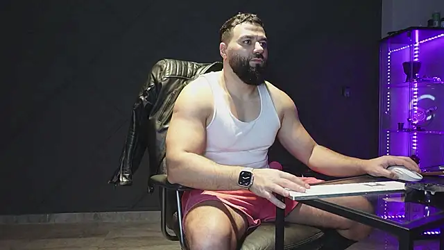 mattmasterss online show from February 22, 6:20 pm