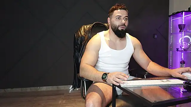 mattmasterss online show from March 28, 9:05 pm