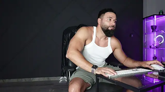 mattmasterss online show from May 16, 10:42 pm