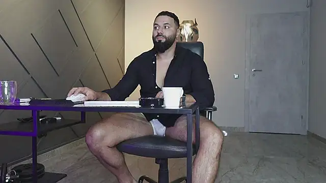 mattmasterss online show from September 29, 8:25 pm