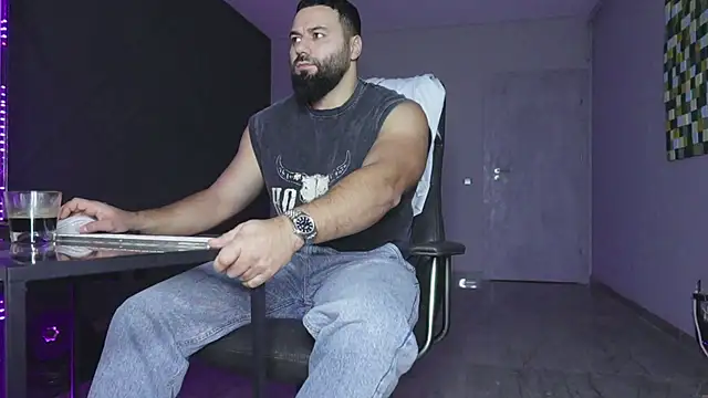 mattmasterss online show from December 22, 6:13 am