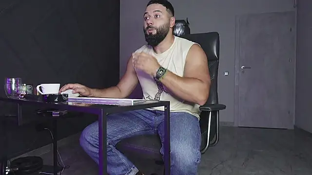 mattmasterss online show from October 1, 7:07 pm