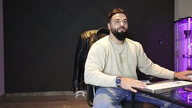 mattmasterss online show from April 16, 12:44 am