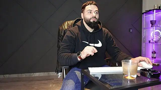 mattmasterss online show from March 21, 1:29 am