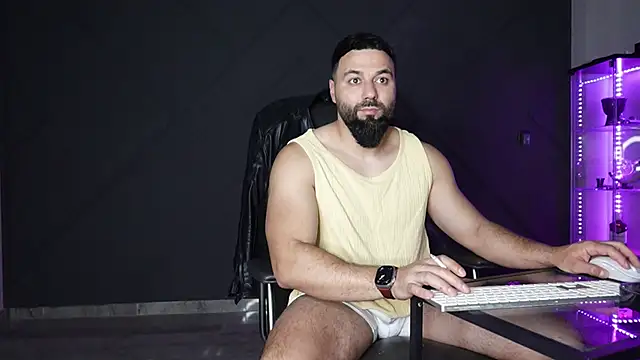 mattmasterss online show from April 23, 6:53 pm