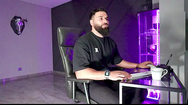 mattmasterss online show from March 7, 9:59 pm