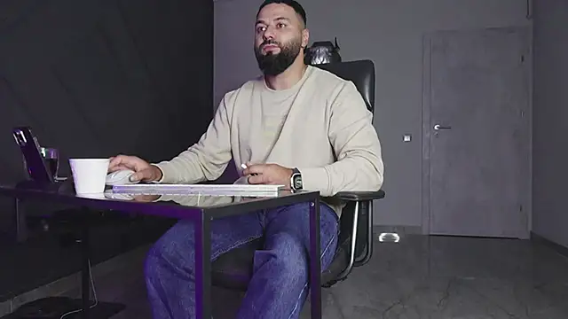 mattmasterss online show from October 12, 10:11 pm