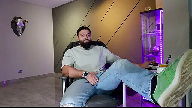 mattmasterss online show from March 11, 5:46 am