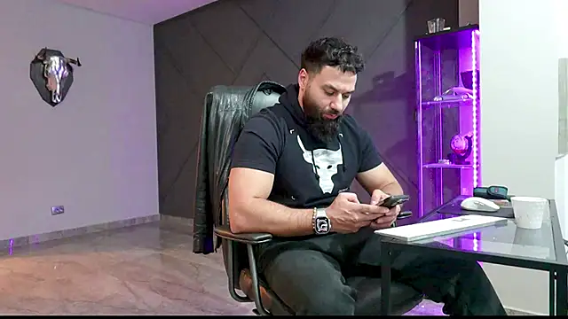 mattmasterss online show from March 13, 9:16 pm