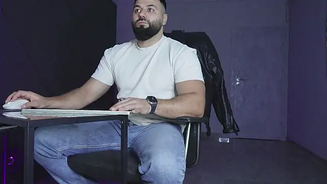 mattmasterss online show from January 10, 7:09 pm