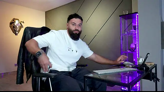 mattmasterss online show from March 21, 4:51 pm