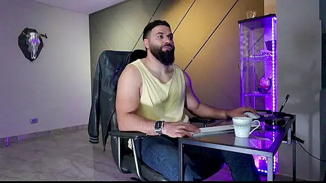 mattmasterss online show from March 10, 4:03 pm