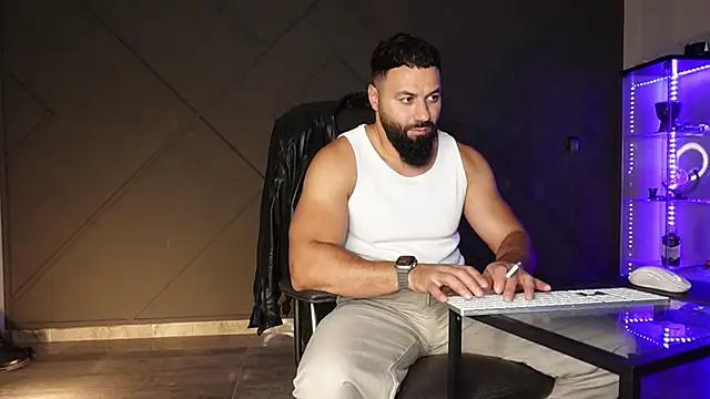mattmasterss online show from May 24, 8:53 pm