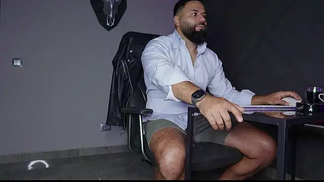 mattmasterss online show from September 11, 6:08 pm