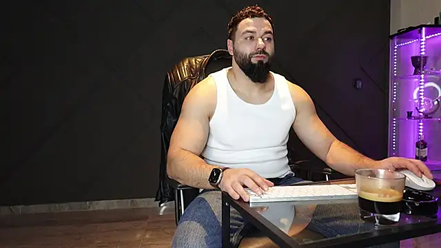 mattmasterss online show from March 22, 3:35 pm