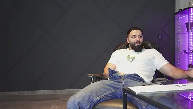 mattmasterss online show from March 15, 6:37 pm