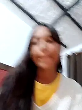 Bonnie Clydeee online show from December 5, 12:21 am