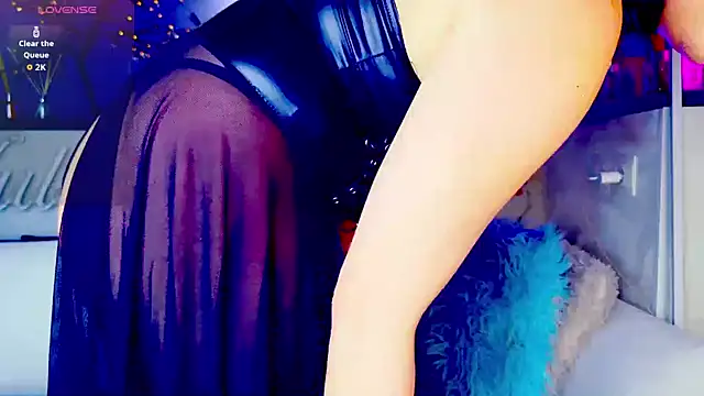  JuliaSpace  online show from November 7, 4:55 pm