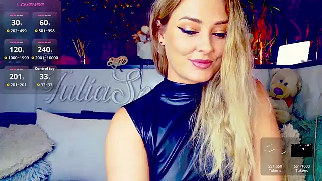  JuliaSpace  online show from September 15, 4:29 pm