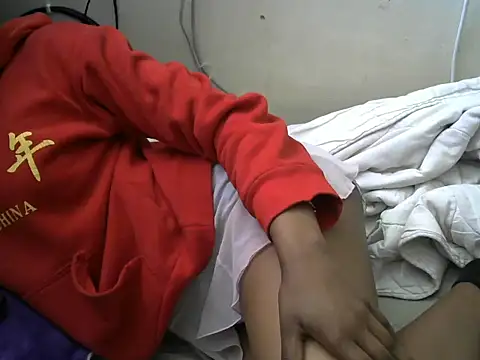 Ma-yolo001 online show from December 20, 8:28 am