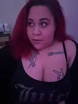 Snapshot of Juicyjordie chatting on March 4, 5:11 am Juicyjordie online show from March 4, 5:11 am