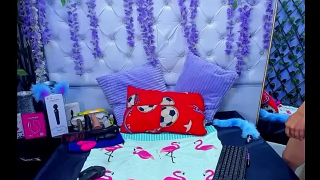 Snapshot of Brith_Adams chatting on October 30, 2:21 am Brith Adams online show from October 30, 2:21 am