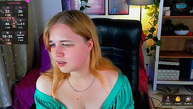 AlicePopsy online show from November 2, 4:01 pm